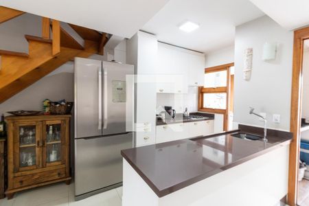 Cozinha de casa à venda com 3 quartos, 108m² em Espírito Santo, Porto Alegre