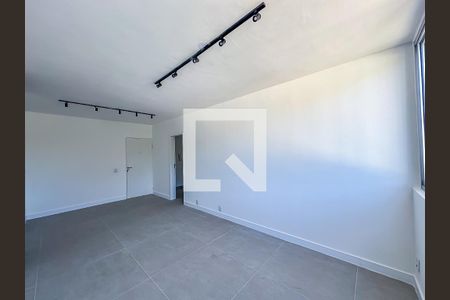 Apartamento à venda com 3 quartos, 90m² em Laranjeiras, Rio de Janeiro