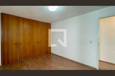Suíte 1 de apartamento à venda com 2 quartos, 91m² em Vila Madalena, São Paulo
