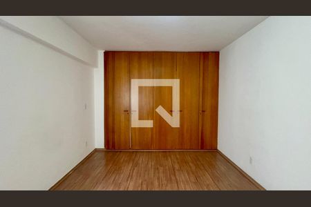 Suíte 1 de apartamento à venda com 2 quartos, 91m² em Vila Madalena, São Paulo