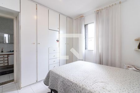 Suíte de casa à venda com 3 quartos, 100m² em Vila Hebe, São Paulo