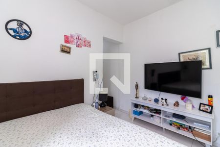 Suíte de casa à venda com 3 quartos, 100m² em Vila Hebe, São Paulo