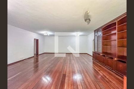 Apartamento para alugar com 3 quartos, 160m² em Urca, Rio de Janeiro