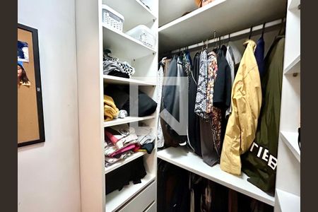 Closet da suíte 1 de casa à venda com 3 quartos, 132m² em Macedo, Guarulhos