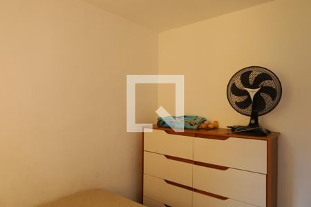 Quarto 1 de apartamento para alugar com 2 quartos, 48m² em Guaianases, São Paulo