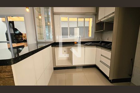 Casa à venda com 3 quartos, 174m² em Medeiros, Jundiaí