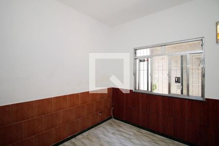 Quarto 1 de casa para alugar com 2 quartos, 90m² em Parada de Lucas, Rio de Janeiro