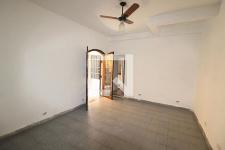 Quarto 2 de casa para alugar com 2 quartos, 160m² em Vila Bandeirantes, São Paulo