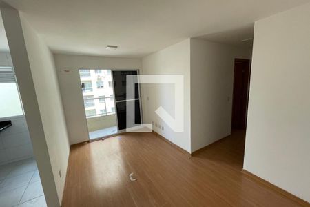Sala de apartamento para alugar com 2 quartos, 53m² em Parque Duque, Duque de Caxias