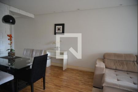 Sala de apartamento à venda com 2 quartos, 82m² em Vila Valparaíso, Santo André
