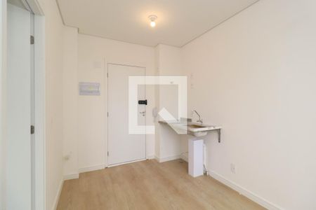 Sala/Cozinha de kitnet/studio para alugar com 1 quarto, 25m² em Pinheiros, São Paulo