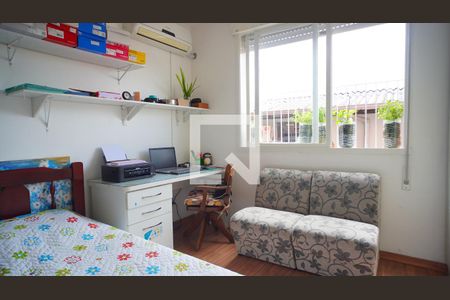 Quarto 1 de apartamento à venda com 3 quartos, 80m² em Cristal, Porto Alegre