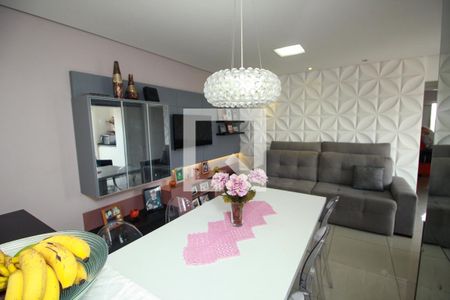 Sala de apartamento à venda com 2 quartos, 65m² em Vila Valparaíso, Santo André