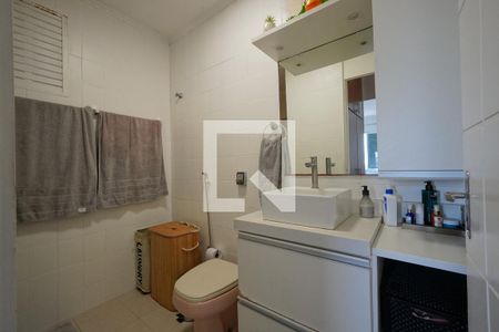 Banheiro de apartamento à venda com 1 quarto, 53m² em Cambuci, São Paulo