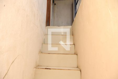 Escada de apartamento para alugar com 1 quarto, 45m² em Stella Maris, Salvador