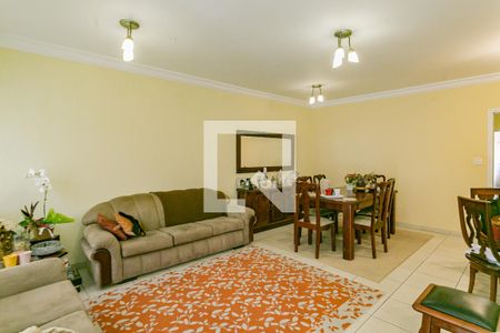 Sala de casa à venda com 4 quartos, 220m² em Cursino, São Paulo