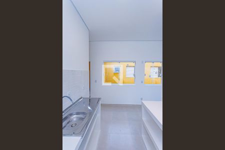 Cozinha e quarto de casa para alugar com 1 quarto, 22m² em Jardim Peri, São Paulo