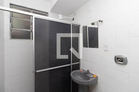 Banheiro de apartamento à venda com 2 quartos, 53m² em Vila Guilherme, São Paulo