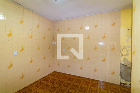 Cozinha de casa para alugar com 1 quarto, 30m² em Vila Santa Virginia, São Paulo