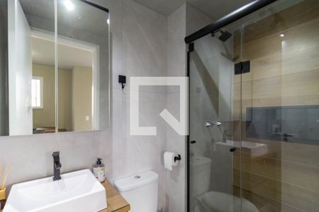 Banheiro de apartamento para alugar com 1 quarto, 37m² em Barra Funda, São Paulo