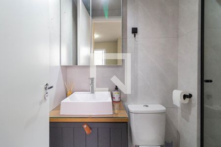 Banheiro de apartamento para alugar com 1 quarto, 37m² em Barra Funda, São Paulo