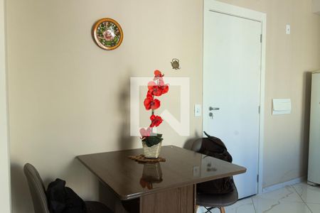 Sala de apartamento para alugar com 1 quarto, 43m² em Santo Cristo, Rio de Janeiro