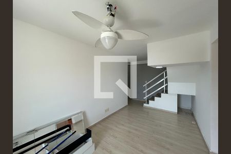 Sala de apartamento para alugar com 3 quartos, 122m² em Todos Os Santos, Rio de Janeiro