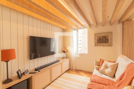 Sala TV de apartamento para alugar com 1 quarto, 77m² em Água Verde, Curitiba