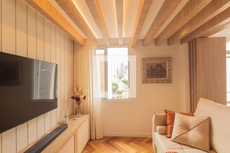 Sala TV de apartamento para alugar com 1 quarto, 77m² em Água Verde, Curitiba