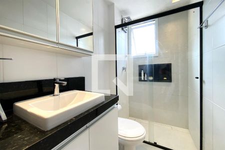 Banheiro da Suíte 1 de apartamento à venda com 2 quartos, 64m² em Buritis, Belo Horizonte