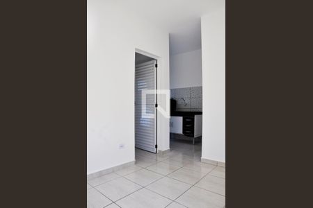 Detalhe - Sala de casa para alugar com 1 quarto, 65m² em Vila Mangalot, São Paulo