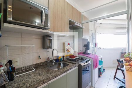 Sala/Cozinha/Área de Serviço de apartamento à venda com 2 quartos, 48m² em Vila Bela Vista (zona Norte), São Paulo