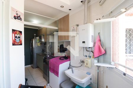 Sala/Cozinha/Área de Serviço de apartamento à venda com 2 quartos, 48m² em Vila Bela Vista (zona Norte), São Paulo