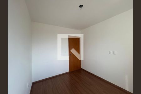 Quarto 2 de apartamento para alugar com 2 quartos, 46m² em Fátima, Canoas