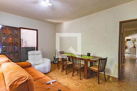 Casa à venda com 4 quartos, 300m² em Vila Sao Jose, Diadema