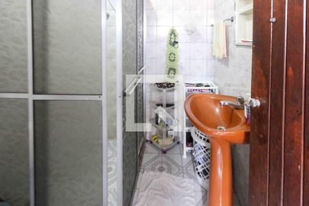 Banheiro de casa à venda com 3 quartos, 126m² em Vila Tolstoi, São Paulo