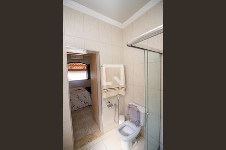 Banheiro da Suíte de casa para alugar com 3 quartos, 300m² em Tropical, Contagem