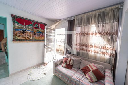 Sala de casa para alugar com 2 quartos, 120m² em Engenheiro Goulart, São Paulo