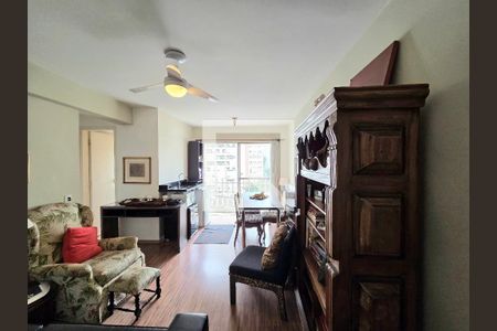 Sala de apartamento para alugar com 2 quartos, 60m² em Vila Nova Conceição, São Paulo