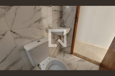 Casa de Condomínio para alugar com 1 quarto, 30m² em Vila Sao Roberto, Itaquaquecetuba