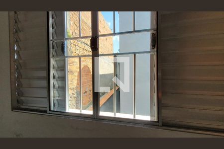 Casa de Condomínio para alugar com 1 quarto, 30m² em Vila Sao Roberto, Itaquaquecetuba