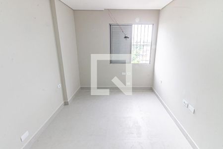 Suíte de apartamento para alugar com 2 quartos, 57m² em Vila Bertioga, São Paulo