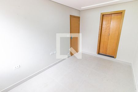 Suíte de apartamento para alugar com 2 quartos, 57m² em Vila Bertioga, São Paulo