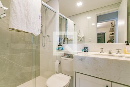 Banheiro de apartamento à venda com 2 quartos, 117m² em Vila Santo Estefano, São Paulo