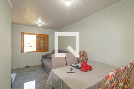 Casa à venda com 3 quartos, 221m² em São José, Canoas