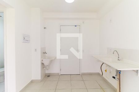 Sala/Cozinha de apartamento para alugar com 2 quartos, 32m² em Colônia (zona Leste), São Paulo