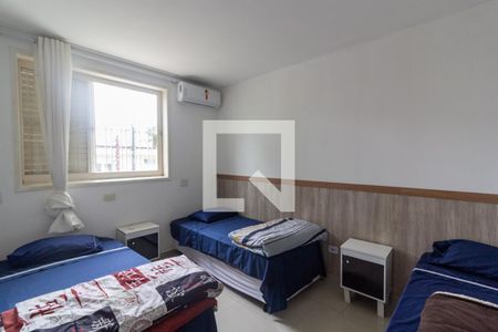 Quarto 1 de casa para alugar com 8 quartos, 520m² em Jardim Los Angeles, São Paulo