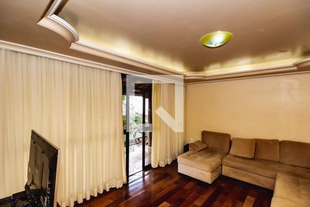 Casa à venda com 7 quartos, 514m² em Castelo, Belo Horizonte