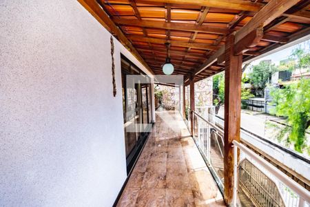 Casa à venda com 7 quartos, 514m² em Castelo, Belo Horizonte