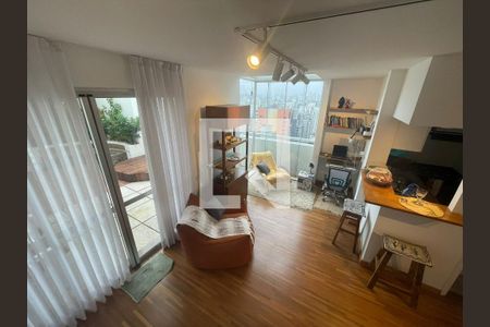 Sala de apartamento para alugar com 2 quartos, 110m² em Moema, São Paulo